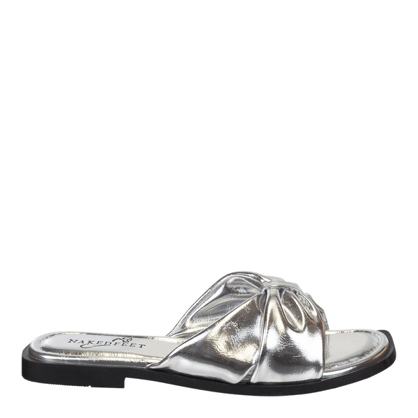 GOA in SILVER Flat Sandals