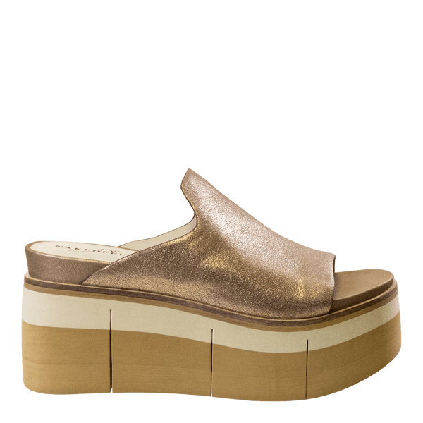 FLOW in GOLD Platform Sandals