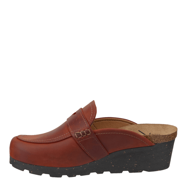HOMAGE in RUST Wedge Clogs