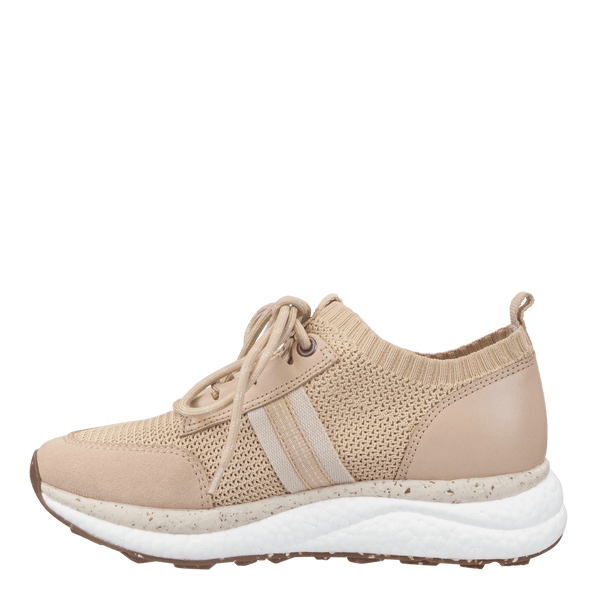 SPEED in BLUSH Sneakers