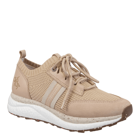 SPEED in BLUSH Sneakers