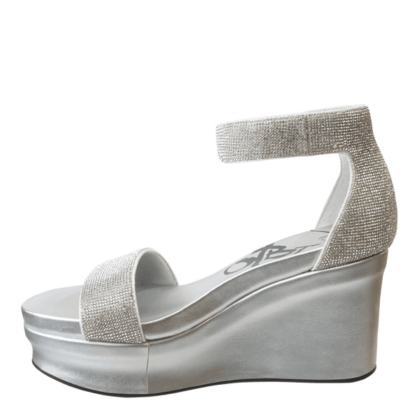 STATUS in SILVER Wedge Sandals