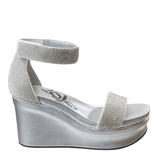 STATUS in SILVER Wedge Sandals
